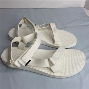 Teva sandals (re-posh) from recycled material